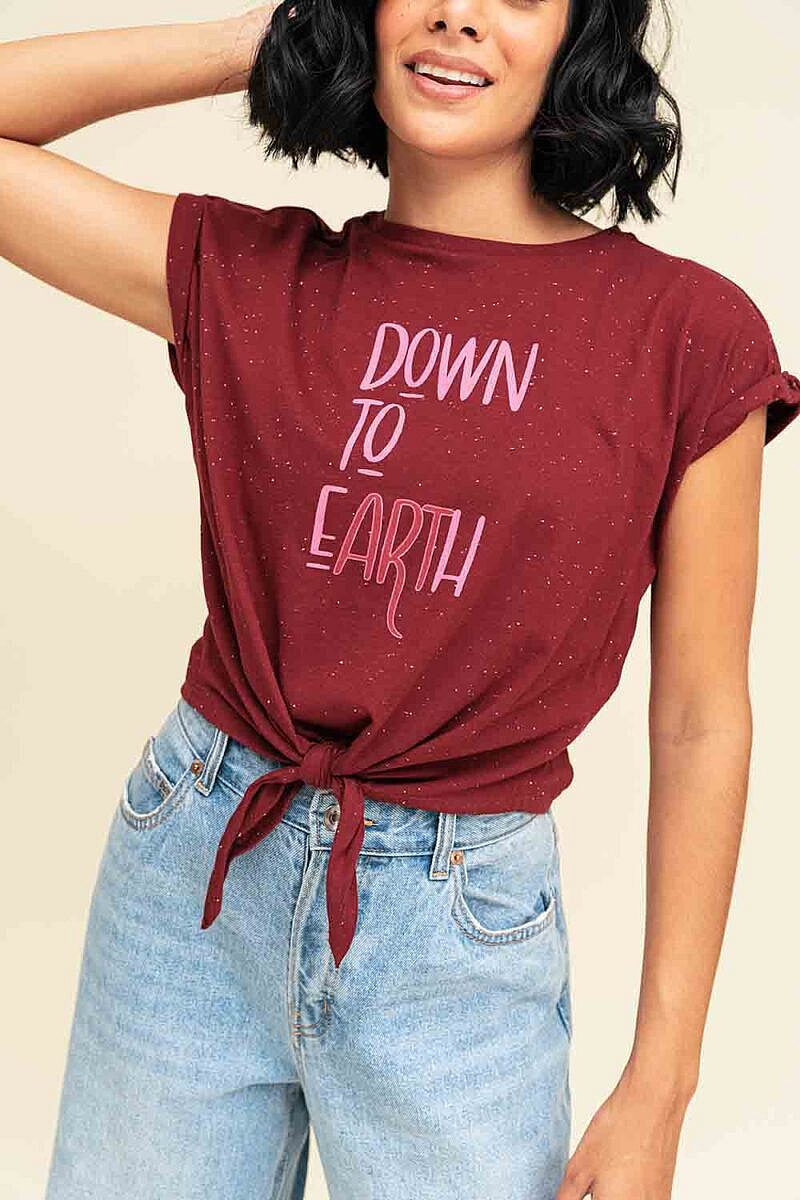 Camiseta Down To Earth manga incorporada con nudo frontal